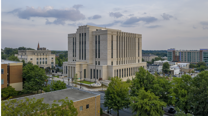 Dedication Ceremony Marks Greenville Federal Courthouse Opening 