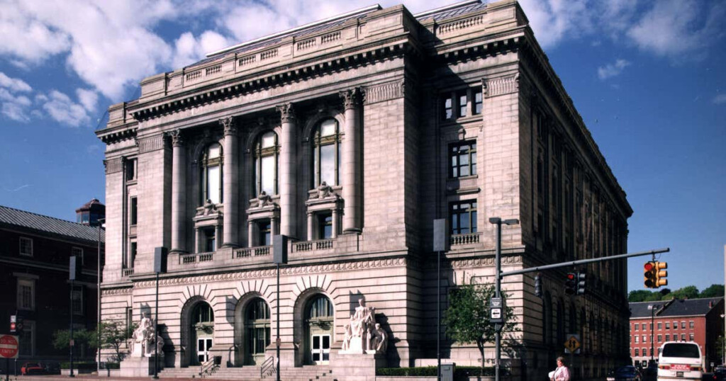 United States District Court For The District Of Rhode Island 